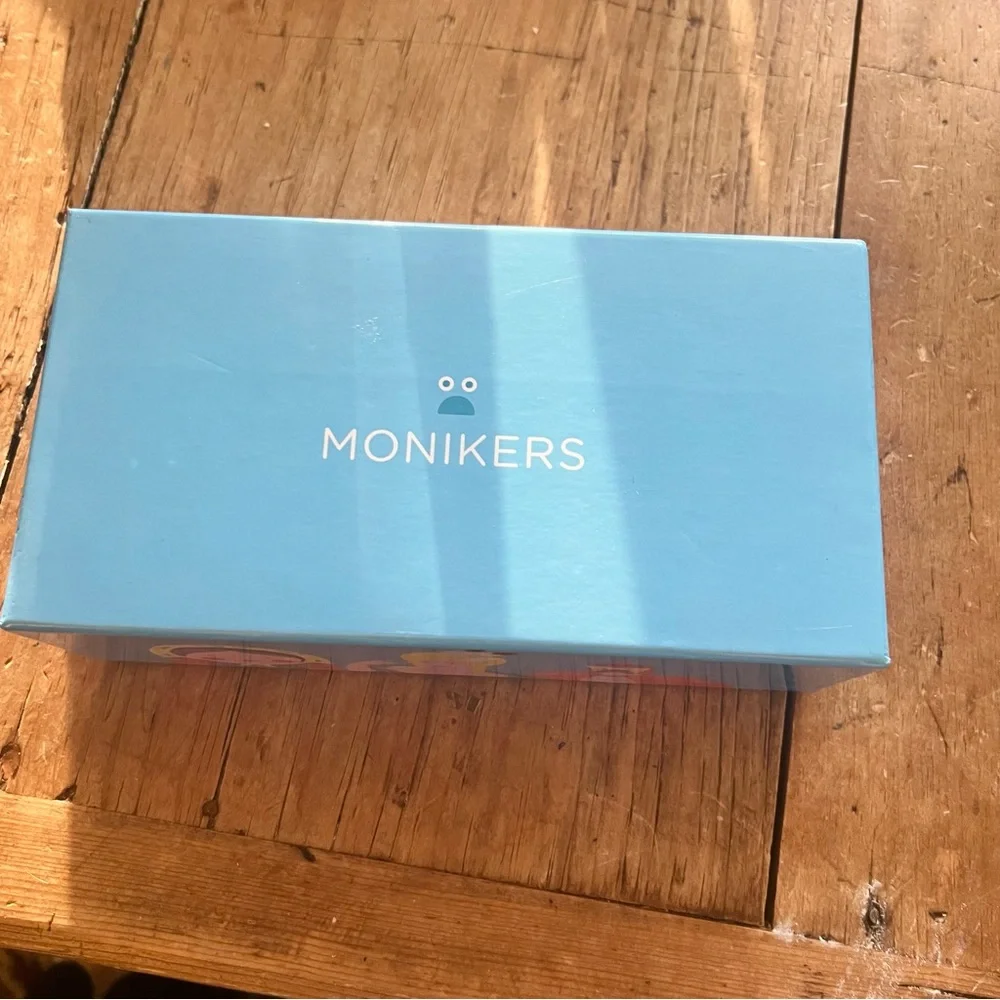 Monikers “Dumb party card game” funded with Kickstarter 2014 -full box o…